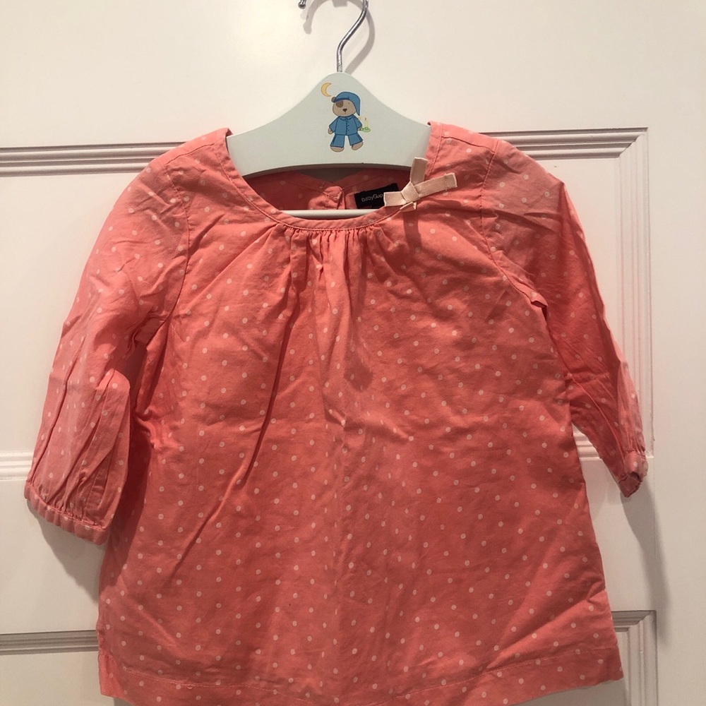 Baby Gap blouse peach pink with white dots 4T VGUC